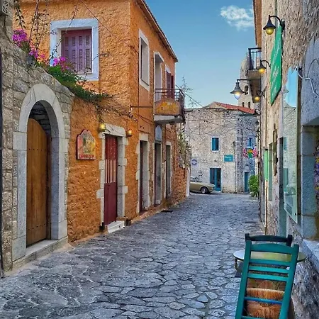 Pezula Mani